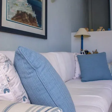 Blue Paradise Maisonette In